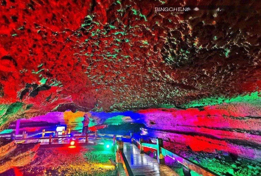 星星这方面的是属于地理还是物理-智能问答网页
